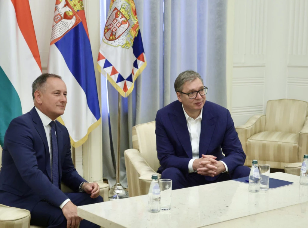 408642_vucic-madarska-ambasador_f.webp