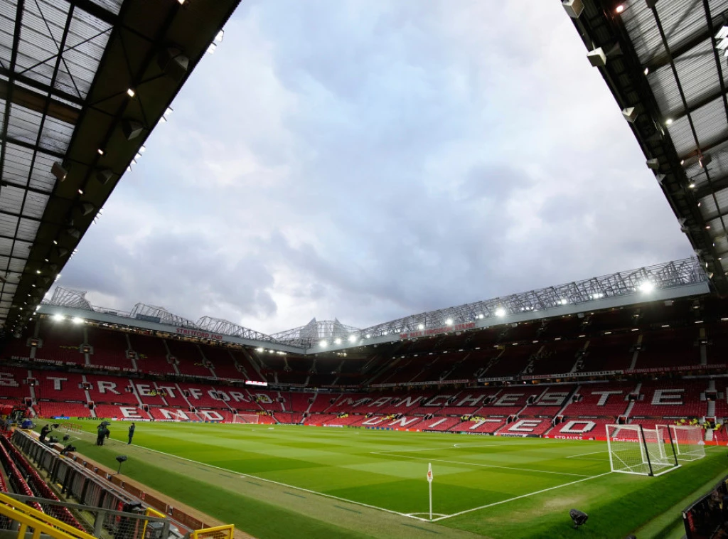 408696_man-united-stadium-soccer_f.webp