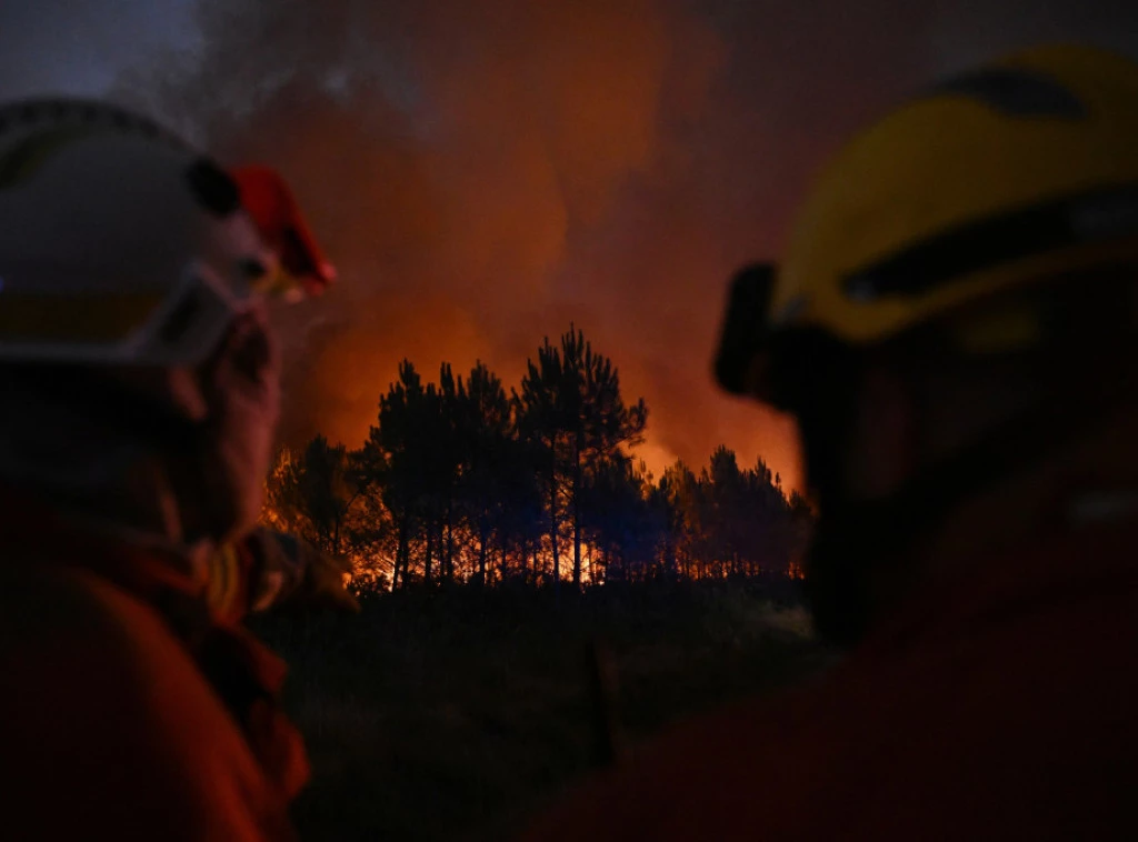 409157_aptopix-france-wildfires_f.webp