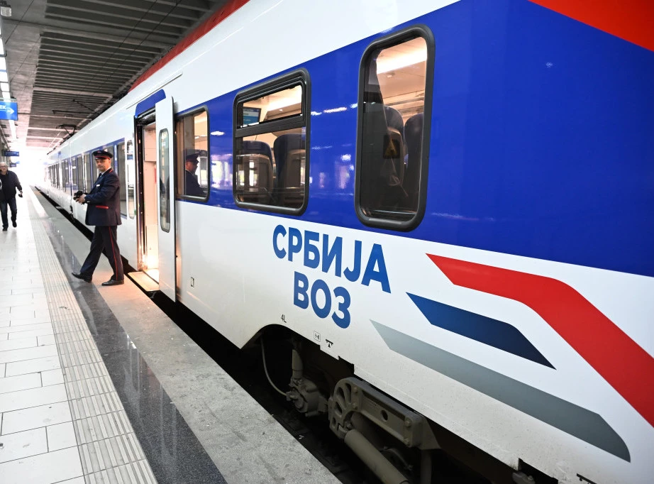 391874_србијавоз-празници-пузовиц_ф.wебп