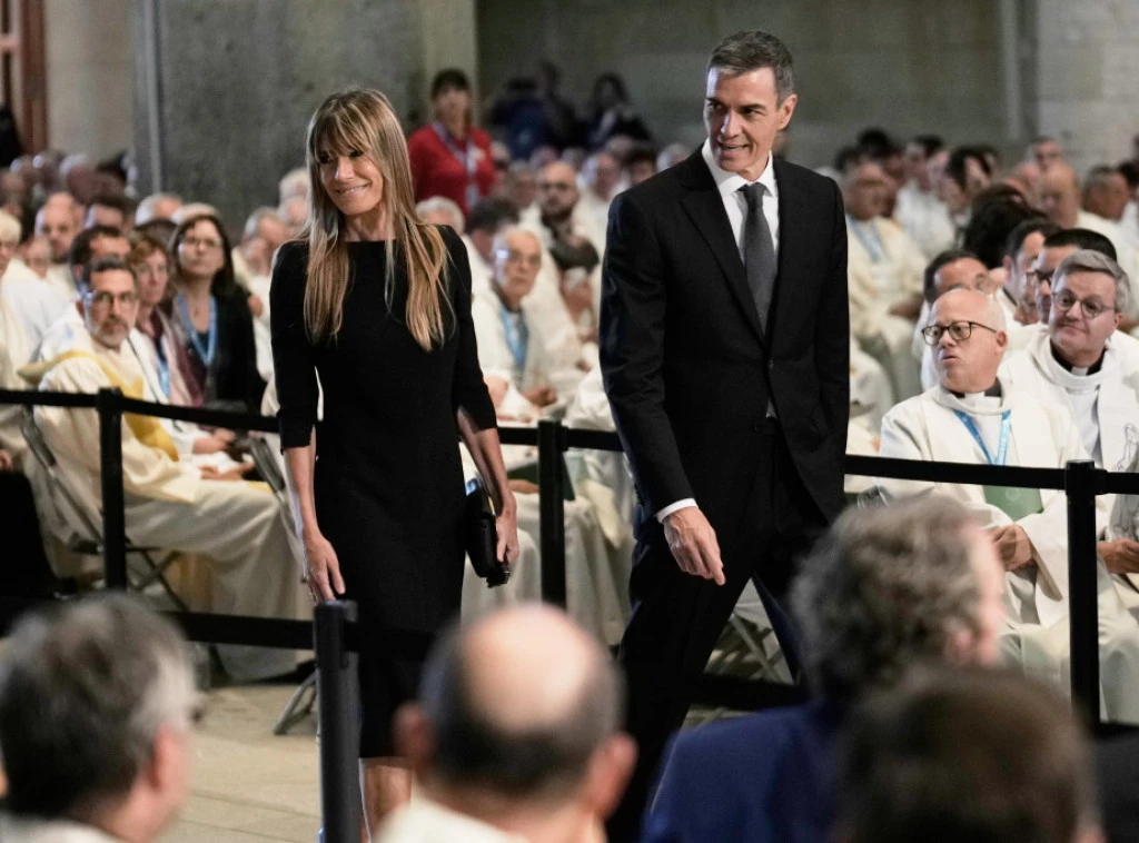 410708_spain-pope_f.webp