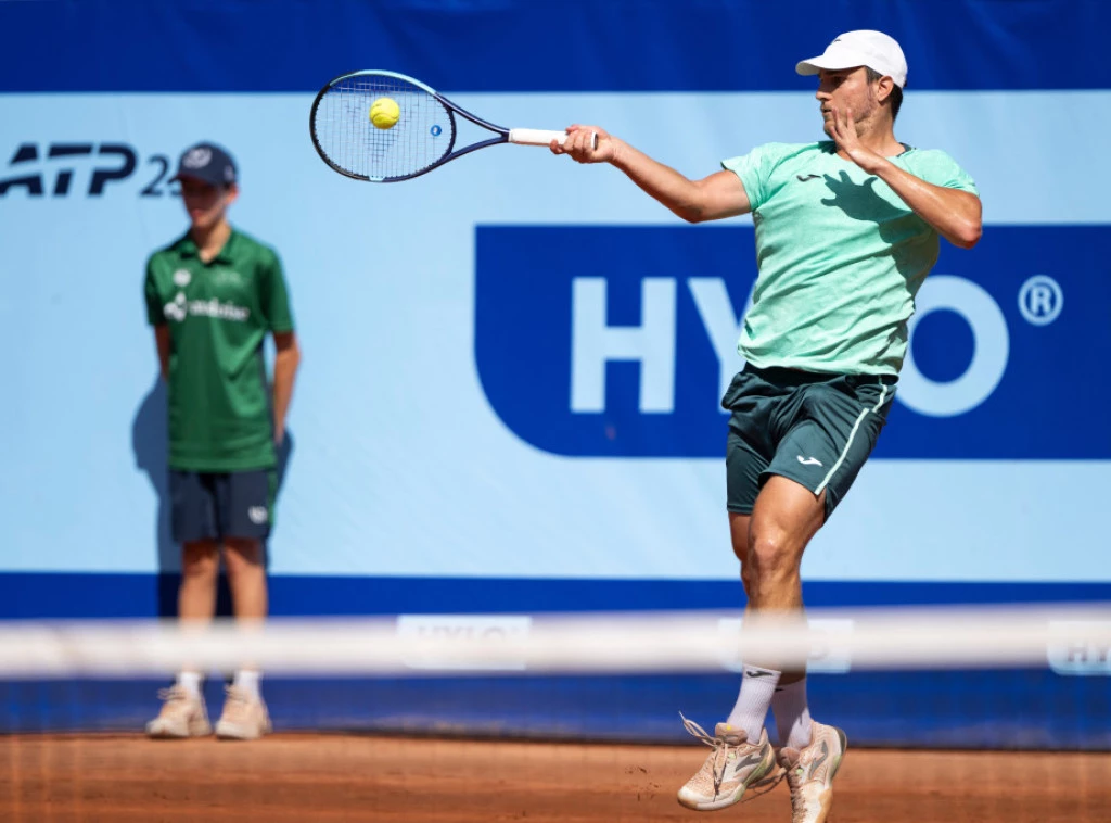 410958_switzerland-tennis_f.webp
