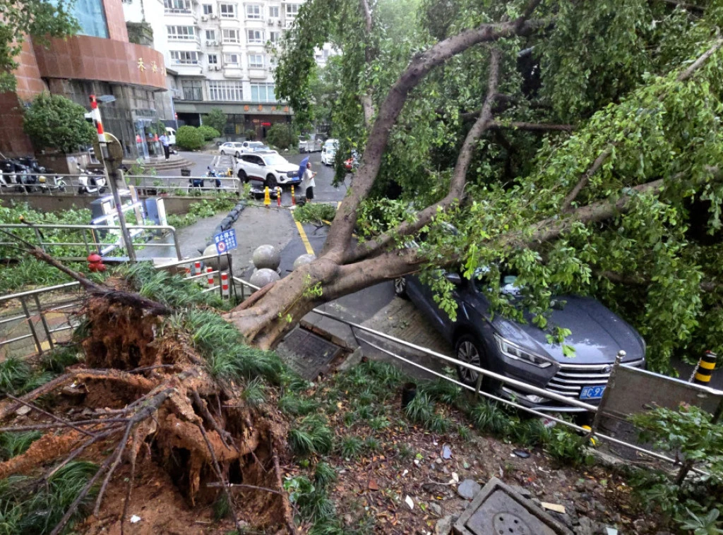 412918_aptopix-china-asia-storms_f.webp