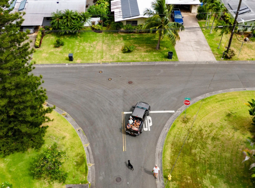 413116_truck-beds-hawaii_f (1).webp