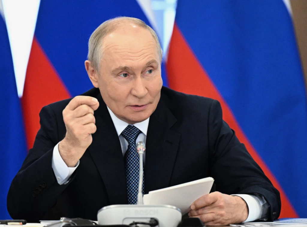 413137_руссиа-путин_ф.wебп