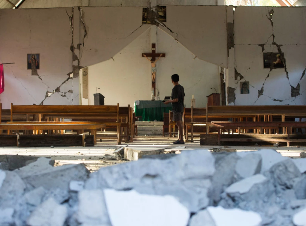 414784_indonesia-earthquake_f.webp